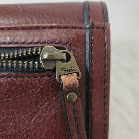 Vintage Fossil Tri-Fold Brown Leather Wallet SL2946 Long Live Vintage *read* - Picture 4 of 15